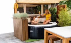 HappyGlass Lady Abigail Kunststof Wijnglas - 2 Stuks -Bestway Winkel hero shot 2