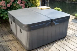 W'eau Spa Cover 235 X 235 Cm - Radius 18 Cm -Bestway Winkel kopie van laj09922 2 1